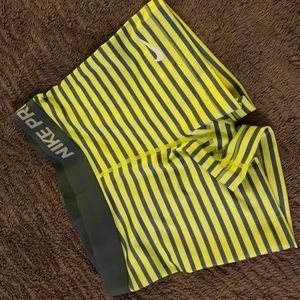 Nike pro dri fit shorts Medium striped neon